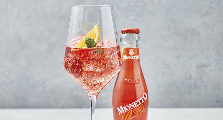The flavoured wine aperitivo Mionetto il Spriz is among new paid for snack options on Lufthansa long-haul flights.