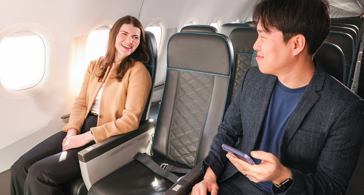 Frontier introduces new UpFront Plus seating on board